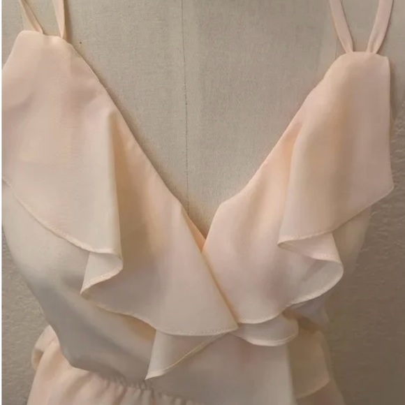 NEW BCBG Generation Short Ruffle Dress In Light Pink - Size Small - Picture 6 of 6